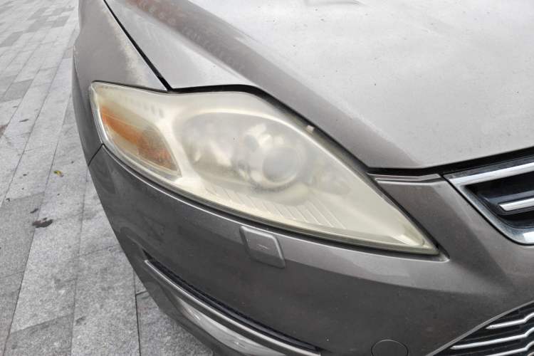 Used Ford Mondeo 2011 2.0L GTDi 200 Luxury Edition Right Front Headlight