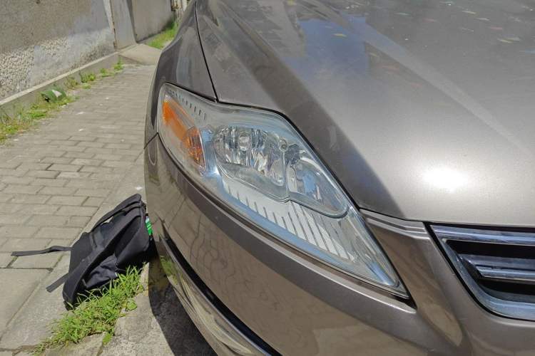 Used Ford Mondeo 2011 2.0L GTDi 200 Fashion Edition Right Front Headlight