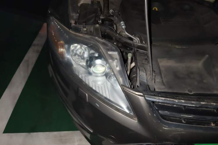 Used Ford Mondeo 2011 2.0L GTDi 200 Luxury Edition Right Front Headlight