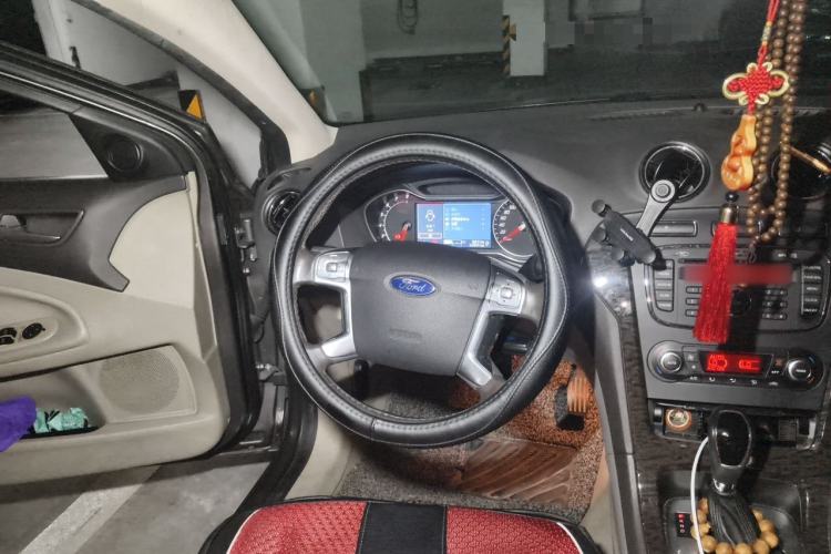 Used Ford Mondeo 2011 2.0L GTDi 200 Fashion Edition Steering Wheel