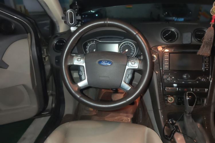 Used Ford Mondeo 2011 2.0L GTDi 200 Luxury Edition Steering Wheel