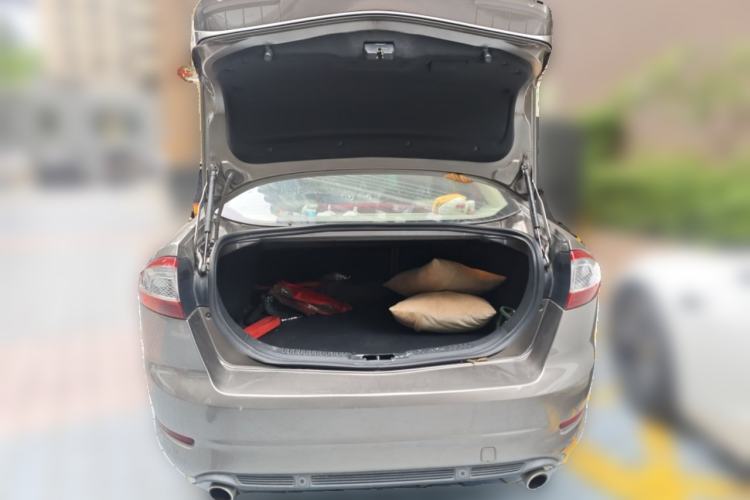 Used Ford Mondeo 2011 2.3L Fashion Edition Trunk