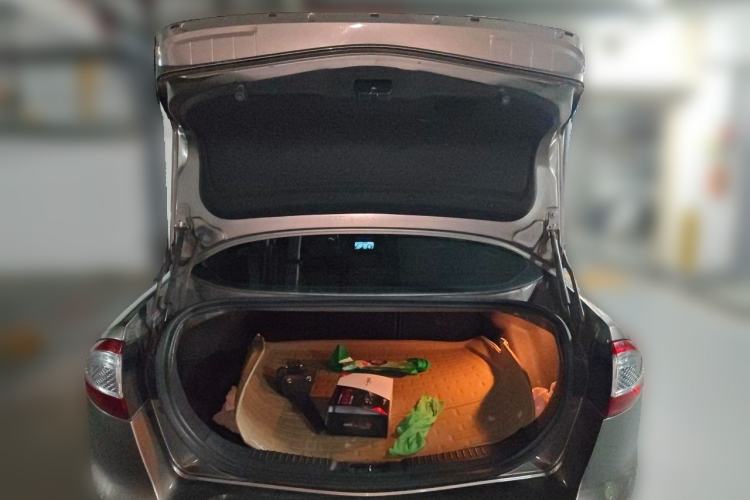Used Ford Mondeo 2011 2.0L GTDi240 Ultimate Edition Trunk
