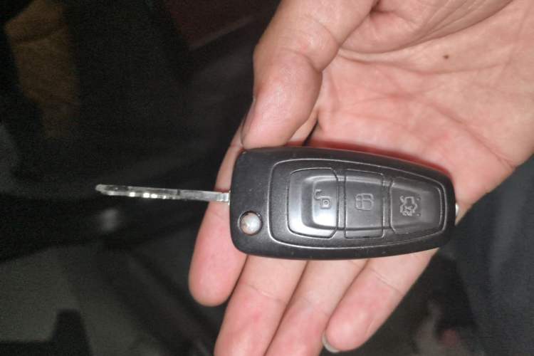 Used Ford Mondeo 2011 2.0L GTDi 200 Fashion Edition Vehicle Key