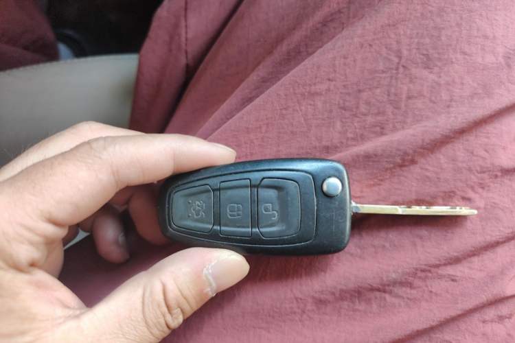 Used Ford Mondeo 2011 2.3L Fashion Edition Vehicle Key