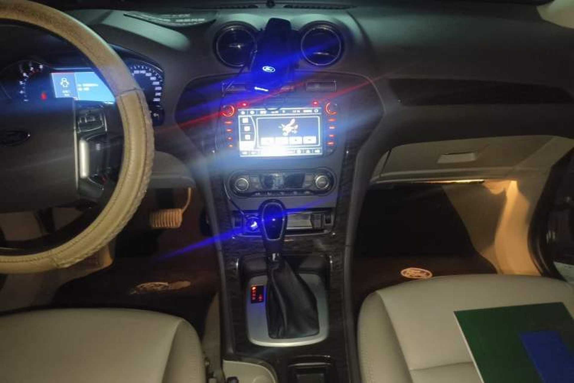 Used Ford Mondeo 2011 2.0L GTDi 200 Fashion Edition Audio And AC Panel