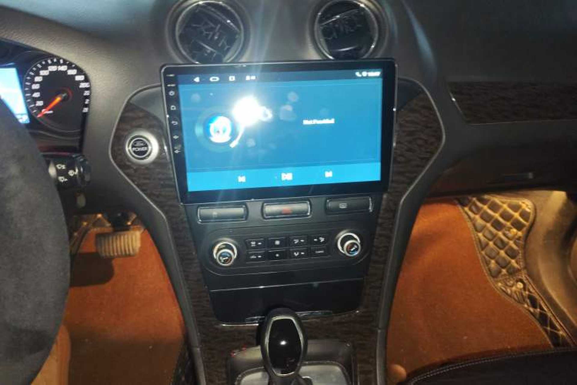 Used Ford Mondeo 2011 2.0L GTDi 200 Luxury Edition Audio And AC Panel