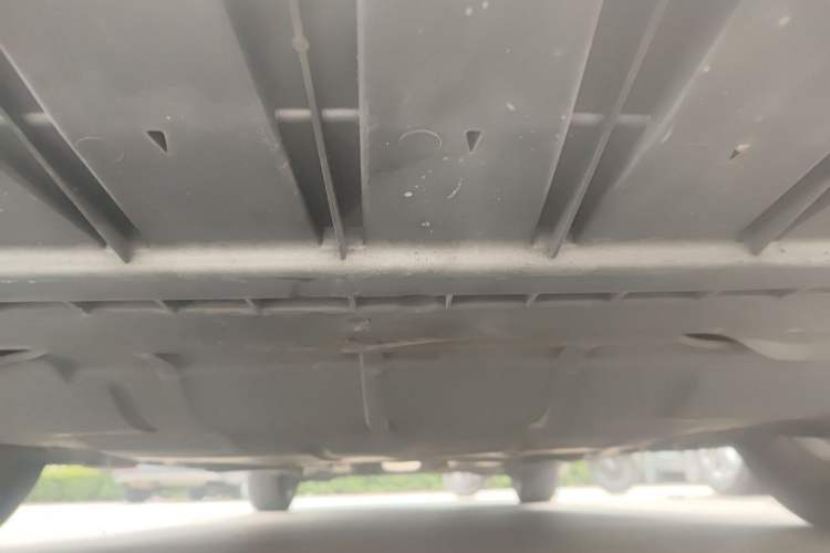 Used Ford Mondeo 2011 2.0L GTDi 200 Luxury Edition Chassis Front