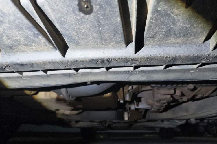 Used Ford Mondeo 2011 2.0L GTDi 200 Fashion Edition Chassis Front