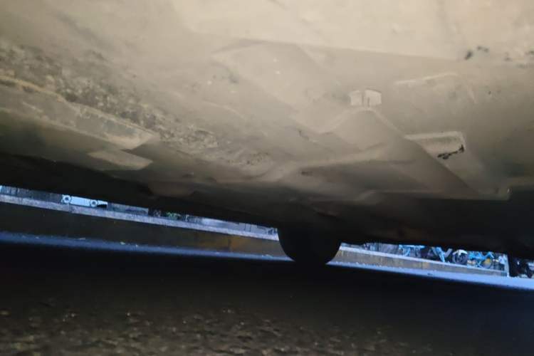 Used Ford Mondeo 2011 2.0L GTDi 200 Fashion Edition Chassis Front Left