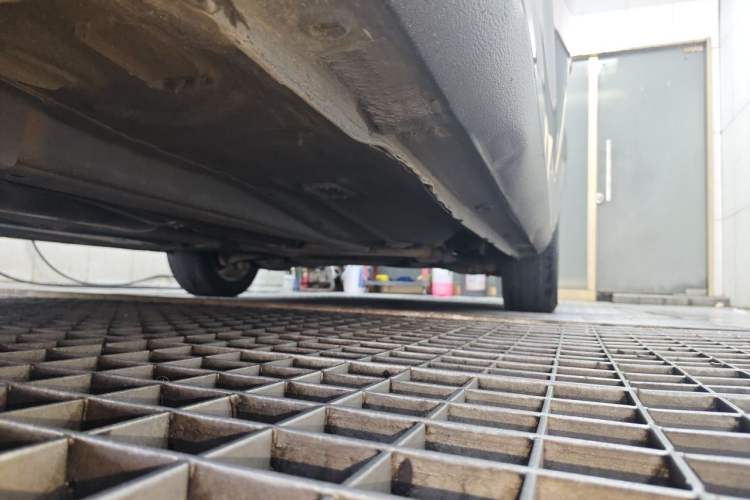 Used Ford Mondeo 2011 2.3L Fashion Edition Chassis Front Left