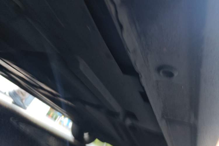 Used Ford Mondeo 2011 2.0L GTDi 200 Fashion Edition Chassis Front Left