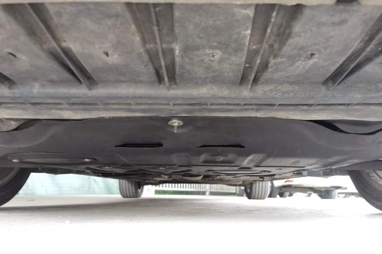 Used Ford Mondeo 2011 2.0L GTDi 200 Fashion Edition Chassis Front