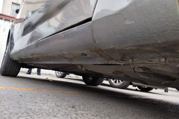 Used Ford Mondeo 2011 2.0L GTDi240 Ultimate Edition Chassis Front Right