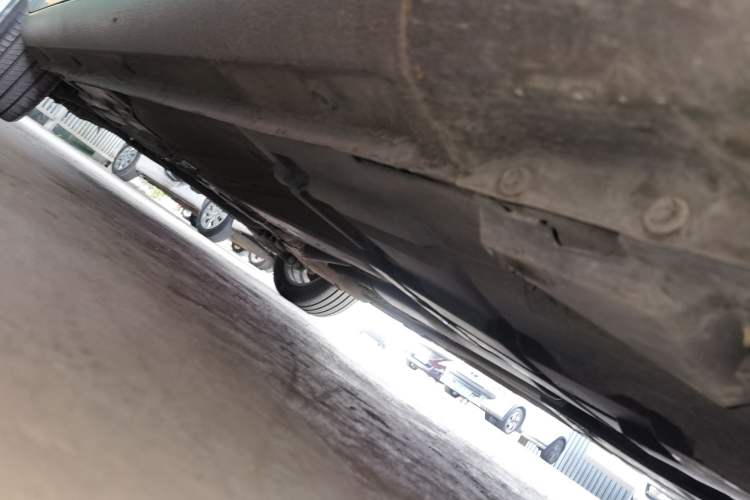 Used Ford Mondeo 2011 2.0L GTDi 200 Fashion Edition Chassis Front Right