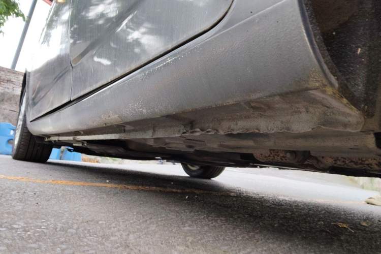 Used Ford Mondeo 2011 2.0L GTDi240 Ultimate Edition Chassis Rear Left