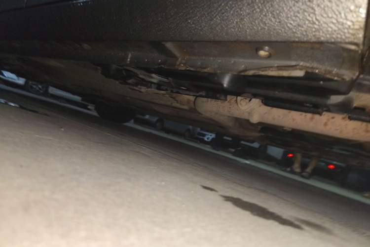 Used Ford Mondeo 2011 2.0L GTDi 200 Fashion Edition Chassis Rear Left