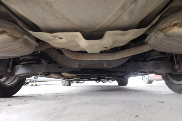 Used Ford Mondeo 2011 2.0L GTDi 200 Fashion Edition Chassis Rear