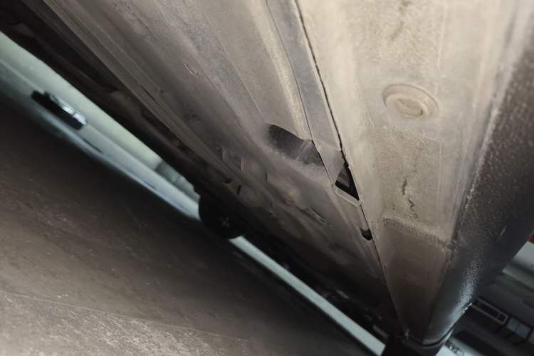 Used Ford Mondeo 2011 2.0L GTDi 200 Fashion Edition Chassis Rear Right