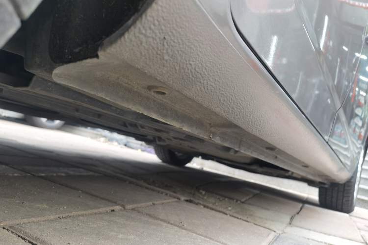 Used Ford Mondeo 2011 2.0L GTDi 200 Luxury Edition Chassis Rear Right