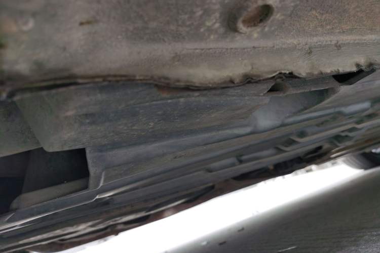 Used Ford Mondeo 2011 2.0L GTDi 200 Fashion Edition Chassis Rear Right