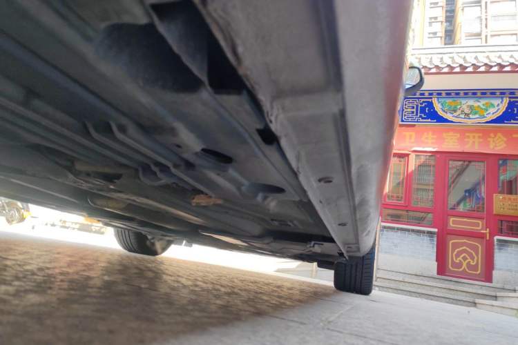 Used Ford Mondeo 2011 2.0L GTDi 200 Luxury Edition Chassis Rear Right