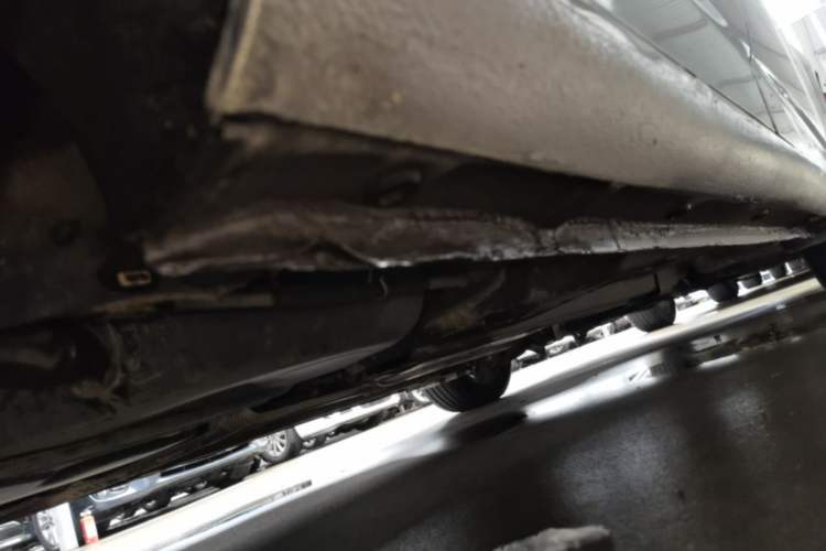 Used Ford Mondeo 2011 2.3L Fashion Edition Chassis Rear Right