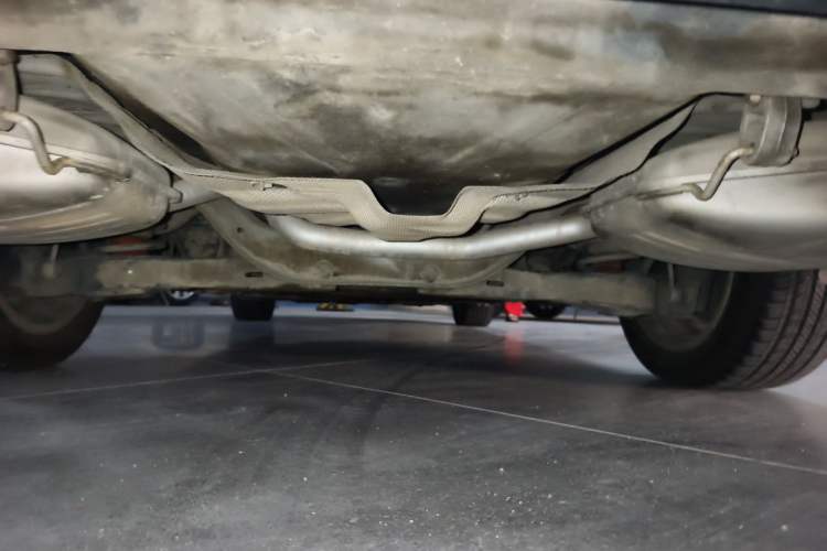 Used Ford Mondeo 2011 2.0L GTDi 200 Luxury Edition Chassis Rear