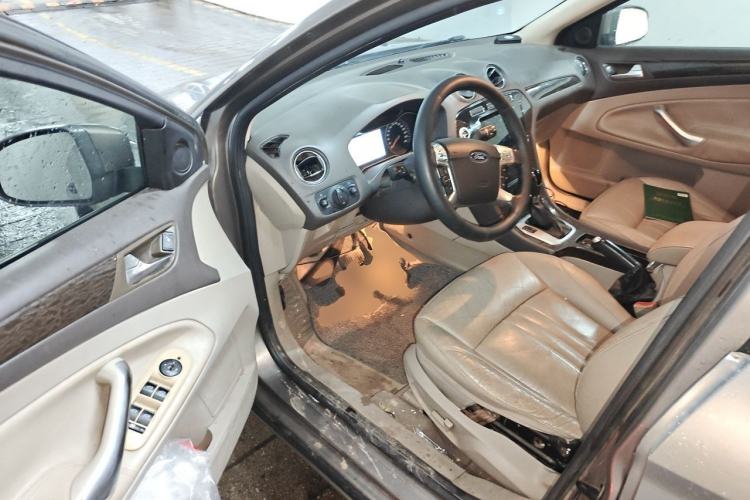 Used Ford Mondeo 2011 2.3L Luxury Model Driver Seat