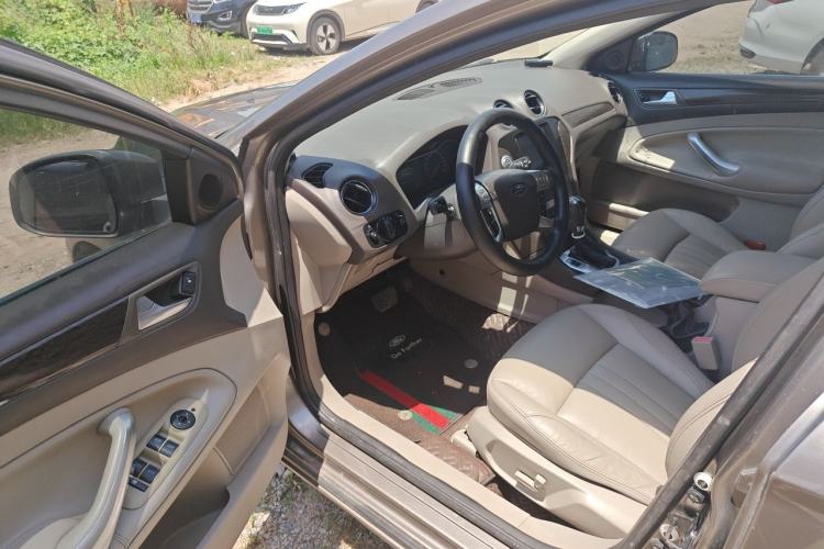 Used Ford Mondeo 2011 2.3L Luxury Model Driver Seat