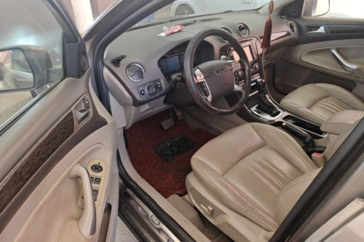 Used Ford Mondeo 2011 2.3L Luxury Model Driver Seat