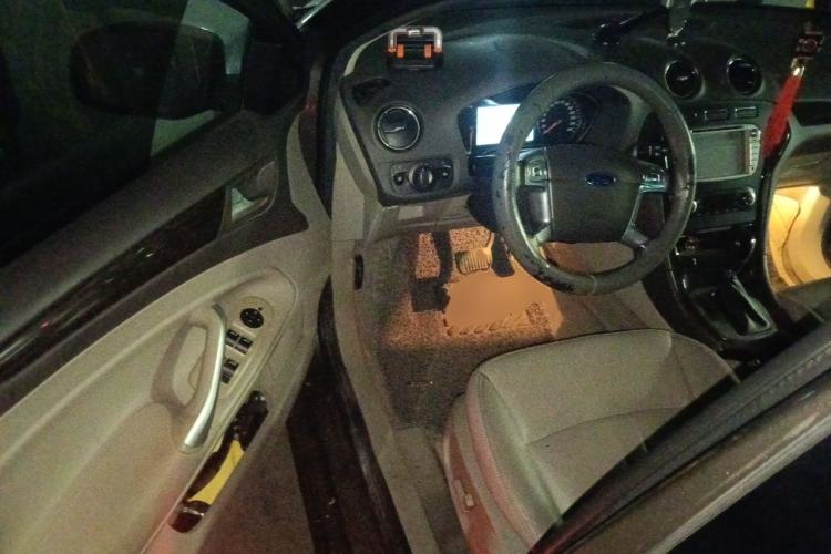 Used Ford Mondeo 2011 2.0L GTDi 200 Fashion Edition Driver Seat