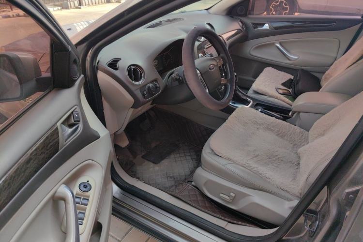 Used Ford Mondeo 2011 2.0L GTDi 200 Luxury Edition Driver Seat