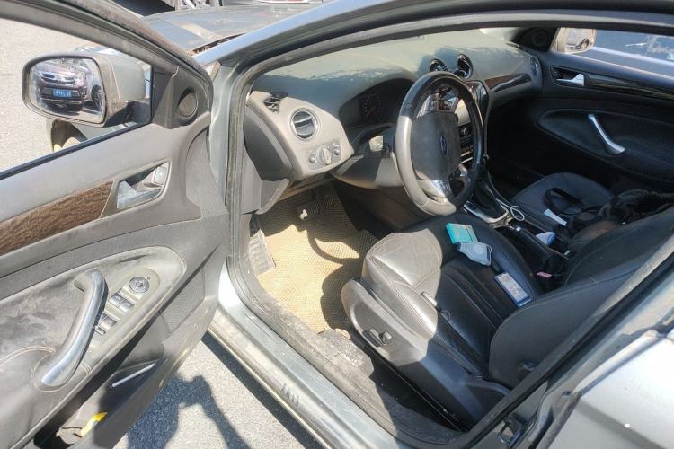 Used Ford Mondeo 2011 2.3L Fashion Edition Driver Seat