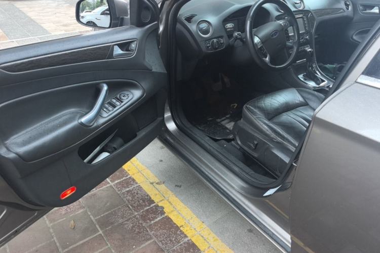 Used Ford Mondeo 2011 2.3L Luxury Model Driver Seat