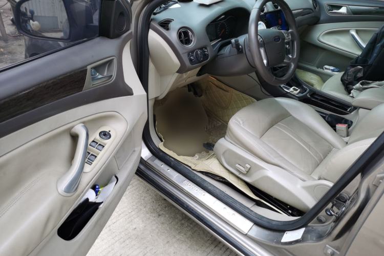 Used Ford Mondeo 2011 2.0L GTDi 200 Fashion Edition Driver Seat