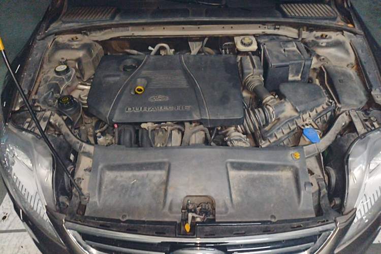 Used Ford Mondeo 2011 2.3L Luxury Model Engine Bay