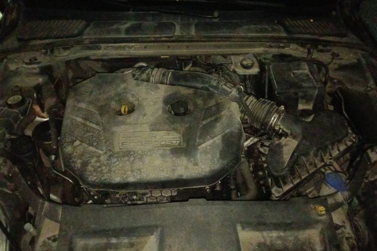 Used Ford Mondeo 2011 2.0L GTDi 200 Fashion Edition Engine Bay