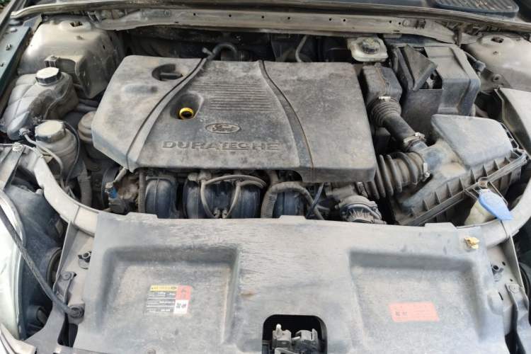 Used Ford Mondeo 2011 2.3L Luxury Model Engine Bay