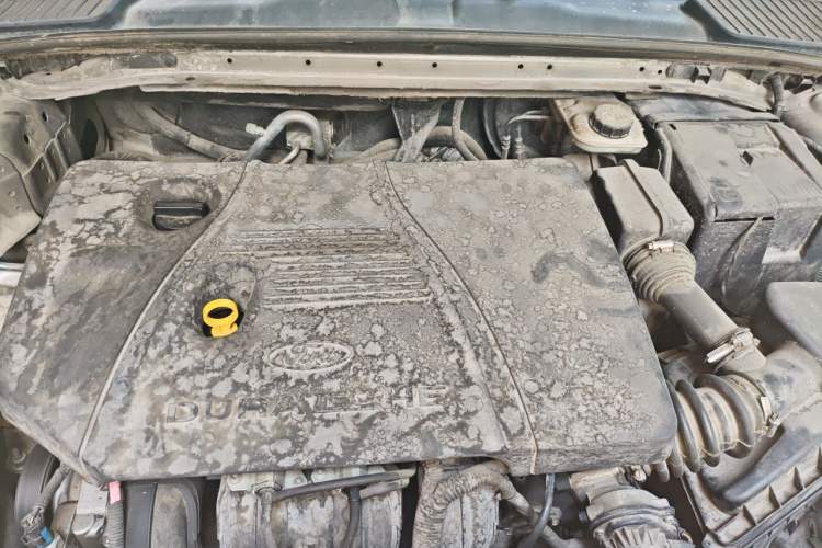 Used Ford Mondeo 2011 2.3L Fashion Edition Engine Bay