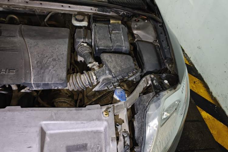 Used Ford Mondeo 2011 2.3L Luxury Model Engine Bay Left