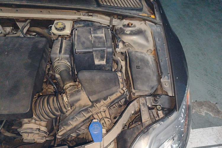 Used Ford Mondeo 2011 2.3L Luxury Model Engine Bay Left