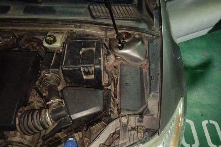 Used Ford Mondeo 2011 2.3L Luxury Model Engine Bay Left