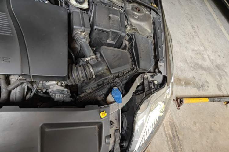 Used Ford Mondeo 2011 2.3L Fashion Edition Engine Bay Left