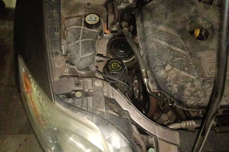 Used Ford Mondeo 2011 2.0L GTDi 200 Fashion Edition Engine Bay Right