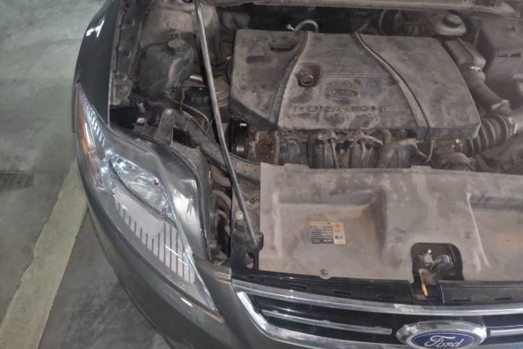 Used Ford Mondeo 2011 2.3L Fashion Edition Engine Bay Right
