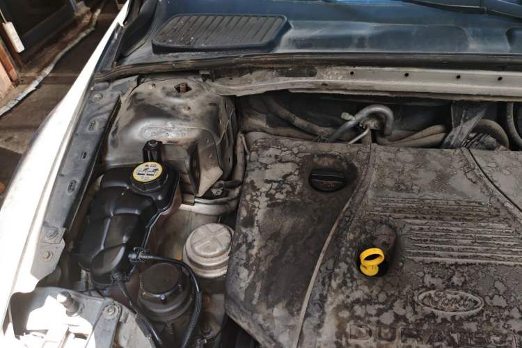 Used Ford Mondeo 2011 2.3L Fashion Edition Engine Bay Right