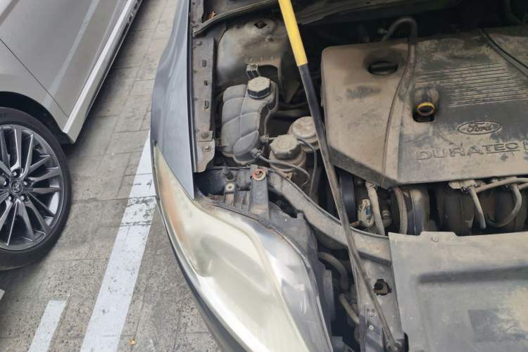 Used Ford Mondeo 2011 2.3L Fashion Edition Engine Bay Right