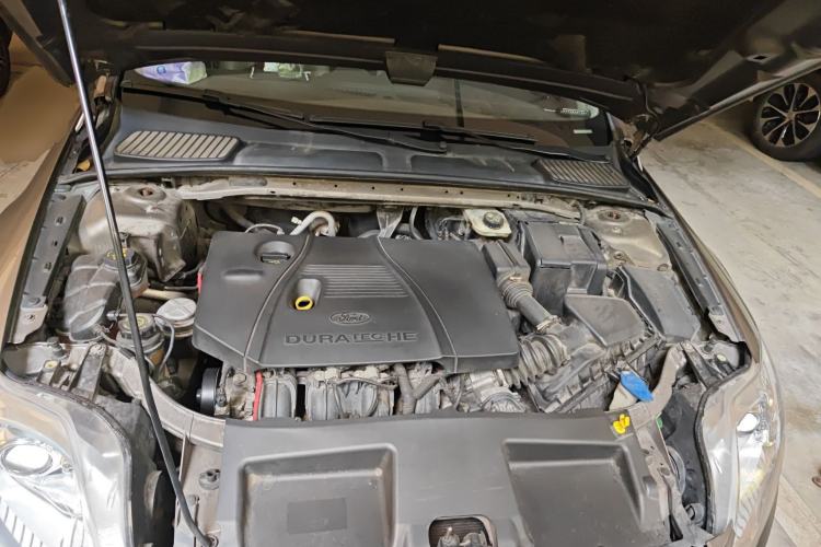 Used Ford Mondeo 2011 2.3L Fashion Edition Engine Bay