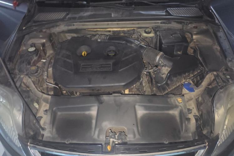 Used Ford Mondeo 2011 2.0L GTDi 200 Fashion Edition Engine Bay